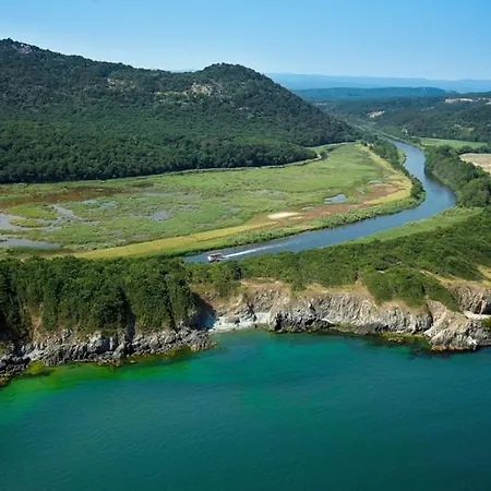 свети димитър Хотел