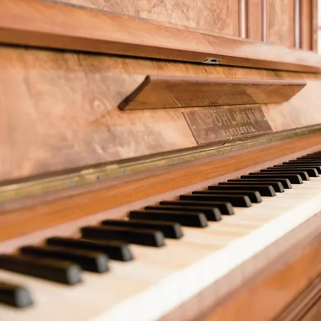 Хотел свети димитър Приморско